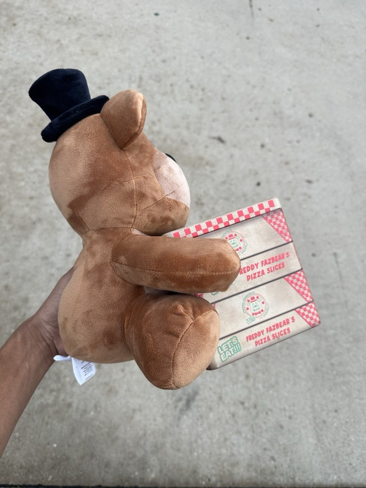 Five Nights At Freddy s 2 Cinemark Popcorn Bucket FNAF Plush Bear Brand five-nights-at-freddy-s-2-cinemark-popcorn-bucket-fnaf-plush-bear-brand