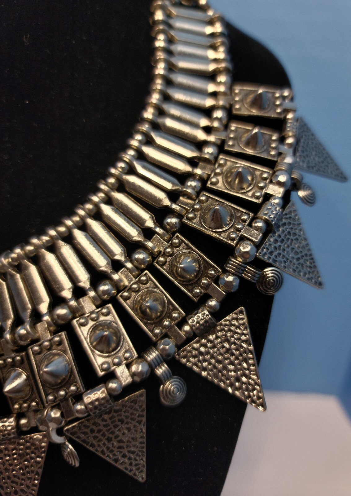 Goth/Elegant Silvertone Collar Statement Necklace… - image 3
