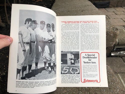 1971, 1972 & 1973 NY Yankees Scorecard and Programs.....3 Items - Picture 9 of 16