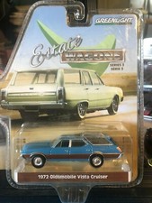 1/64 GREENLIGHT ESTATE WAGON 1972 OLDSMOBILE VISTA CRUISER BLUE & WOOD GRAIN