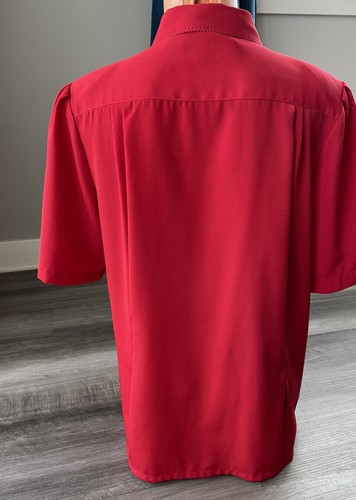 Yves St. Clair Vintage Red Blouse Size L Laser Cut Floral Button Up Shirt Pads - Picture 3 of 4