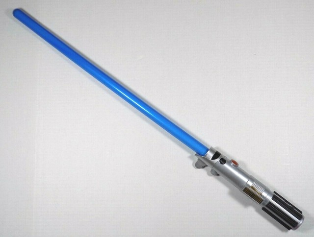 hasbro ultimate fx lightsaber