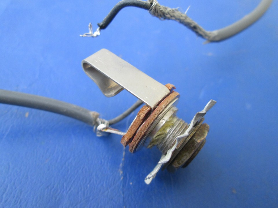 RARE ORIGINAL 50s60s Harmony Supro Guitar UNMARKED OUTPUT JACK & LEAD