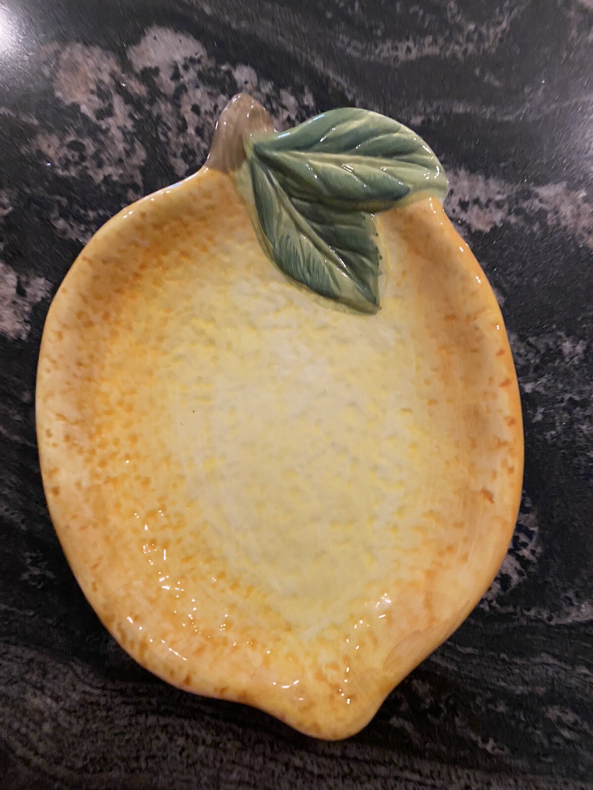 "Plato de limón estilo realista fiesta de té 7,5 x 5,5"" porcelana nuevo"