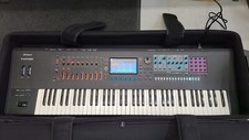 Roland Fantom 7 76-key Music Workstation Keyboard W/ Gator Case!