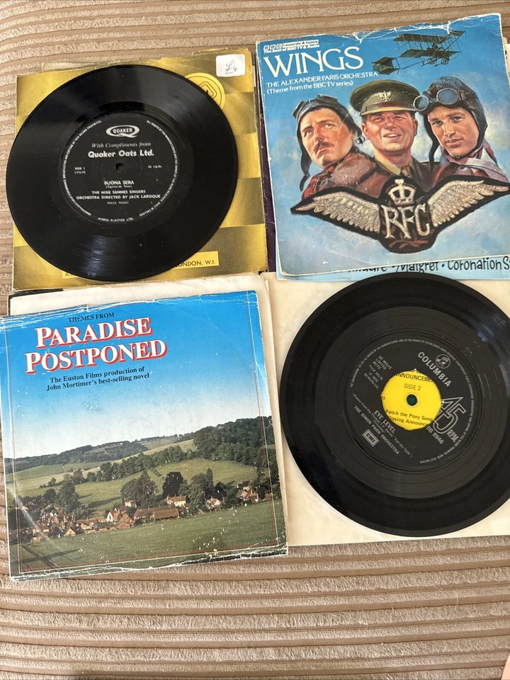 Job Lot 7" vinyl singles - Theme Tuned Children’s Novelty Comedy Etc - Image 4 of 4