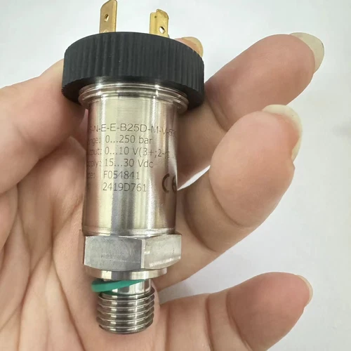 1pc new GEFRAN KS-N-E-E-B25D-M-V-530 pressure sensor fast shipping  