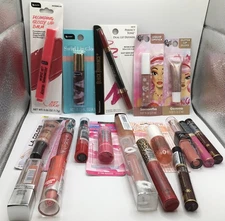 Lot Of Lipstick/Lipgloss, 19 Piece, Variety Of Brands