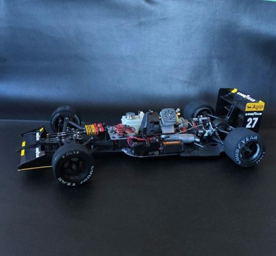 京商Ferrari F1 1/8スケール グローエンジン