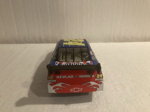 JEFF GORDON 2010 RARE #24 DUPONT/HONORING OUR SOLDIERS IMPALA SS 1/24 CWC NO BOX - Picture 10 of 13