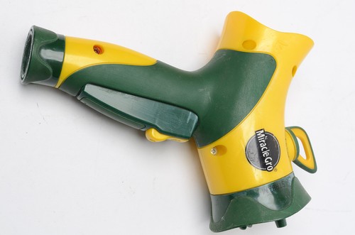 Miracle-Gro Liquid Fertilizer Garden Hose Sprayer Attachment Only