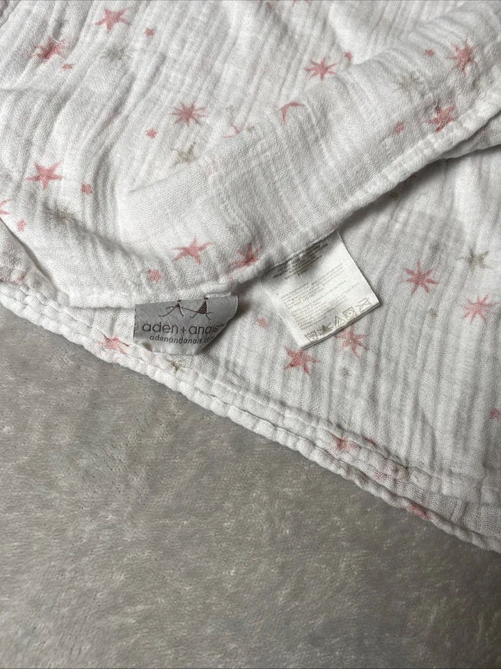 Manta de bebé Aden & Anais racimo Starburst rosa gris estrella blanca muselina envoltura Foto 3 de 4