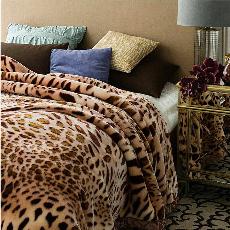Raschel Blanket Velvet Double Layers Active Printing Weighted Bed Cover Warm New - Image 3 of 4