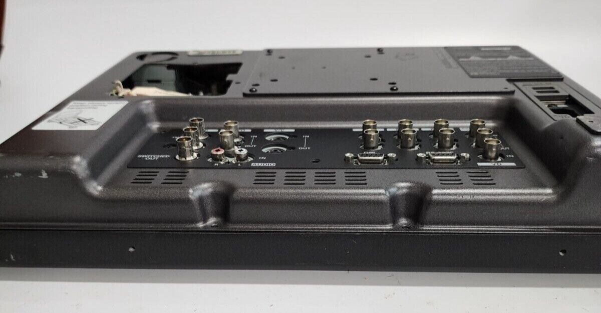 Panasonic BT-LH1700WP 17 Panasonic BT-LH1700WP 17