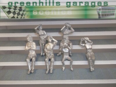 MACC720 - Greenhills Scalextric Carrera Set of Unpainted Seated Spectators x ...