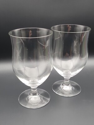 Paar schöne Glas Bier Coctail Gläser