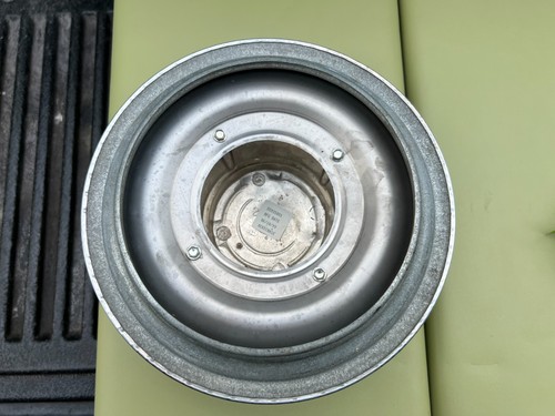 (1) NOS 1968-82 CHEVY CORVETTE CAMARO NOVA CHEVELLE RALLY CENTER CAP GM RARE - Picture 7 of 8