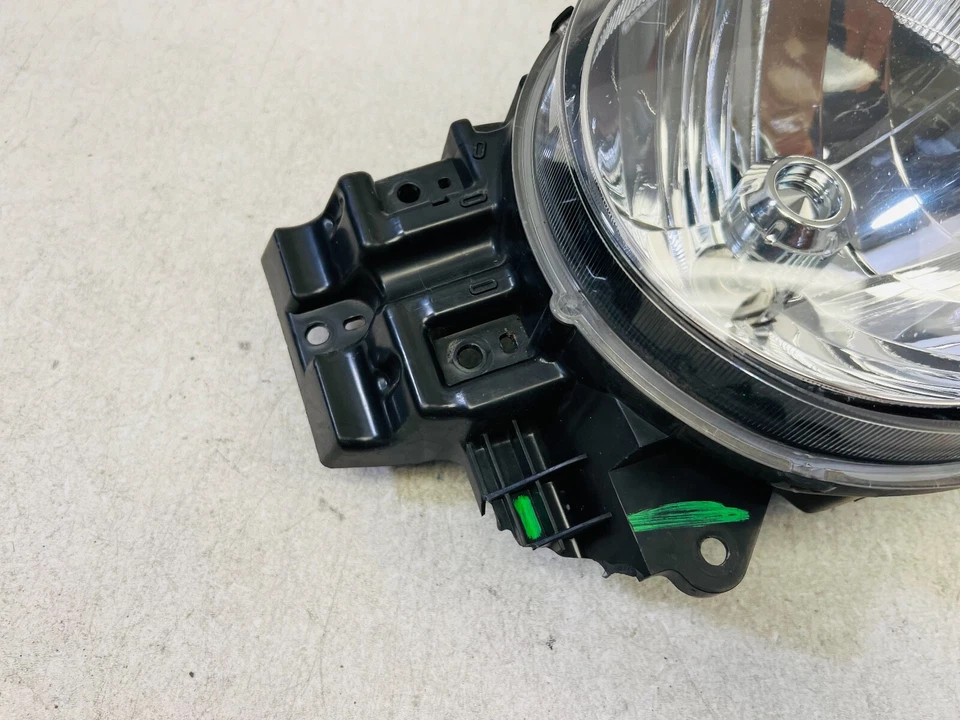 Faro lateral derecho Toyota FJ CRUISER 2007 2008 2009 2010 2011 2012 2013 2014 OEM Foto 4 de 4