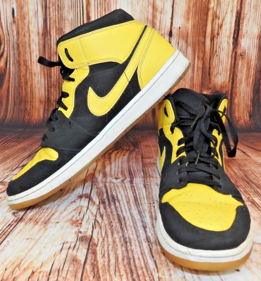 Nike Air Jordan 1 Retro Mid New Love 2017 554724 035 Mens 11.5