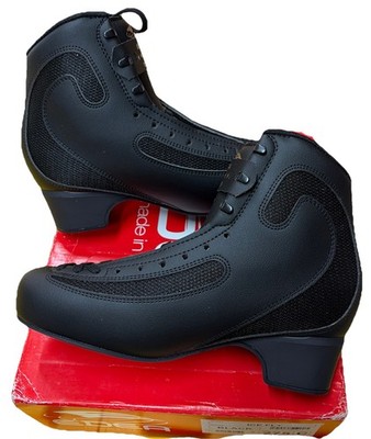 Edea  Ice Fly Figure Skating Shoes - White Black.  Size 275 C. NIB.