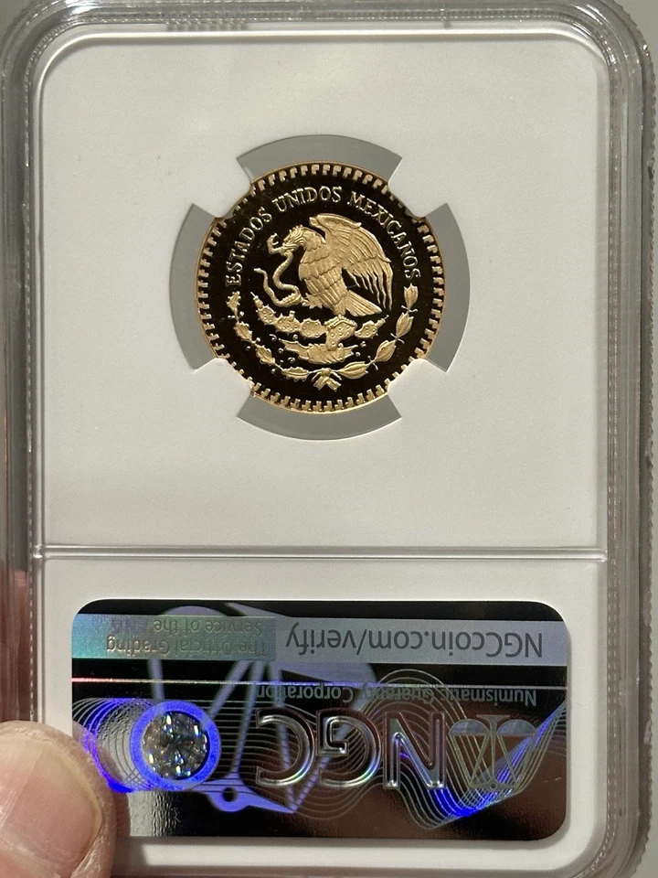 1985 GOLD MEXICO 250 PESOS WORLD CUP SOCCER COIN NGC PROOF 69 ULTRA CAMEO - Image 4 of 4