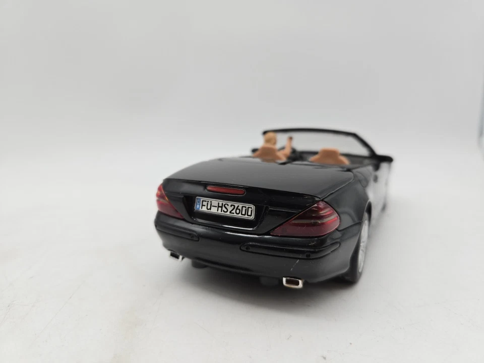 Carson Dickie 1:24 Mercedes-Benz SL 500 R230 (Ohne Fernbedienung)  - Bild 4 von 4