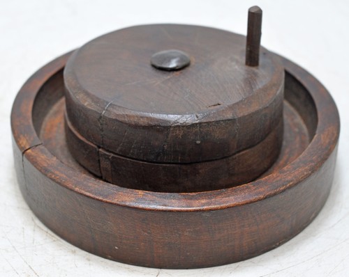 Antike kleine Getreidemühle aus Holz Spielzeug original alt handgeschnitzt - Bild 3 von 6