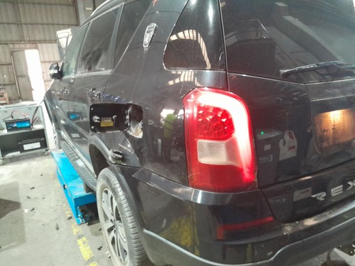 POIGNEE DE PORTE AVANT DROITE / 2710204 POUR SSANGYONG REXTON W / REXTON 2.0 XDI - Zdjęcie 7 z 8