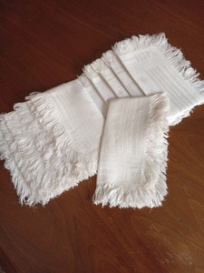 11 Estate Vintage Beautiful Soft Silky Damask Fringed Napkins 15x15