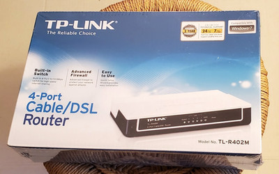 TP-Link 4 Port Cable DSL Router New Fast Ship