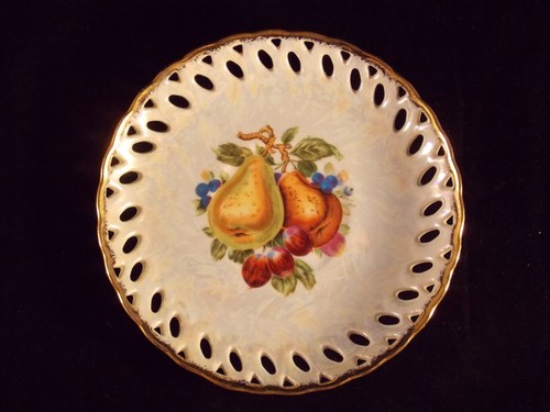 TAZZA DA TÈ E PIATTINO VINTAGE METASCO - PERE E FICHI - BONE CHINA - MADE IN JAPAN - Foto 3 di 7