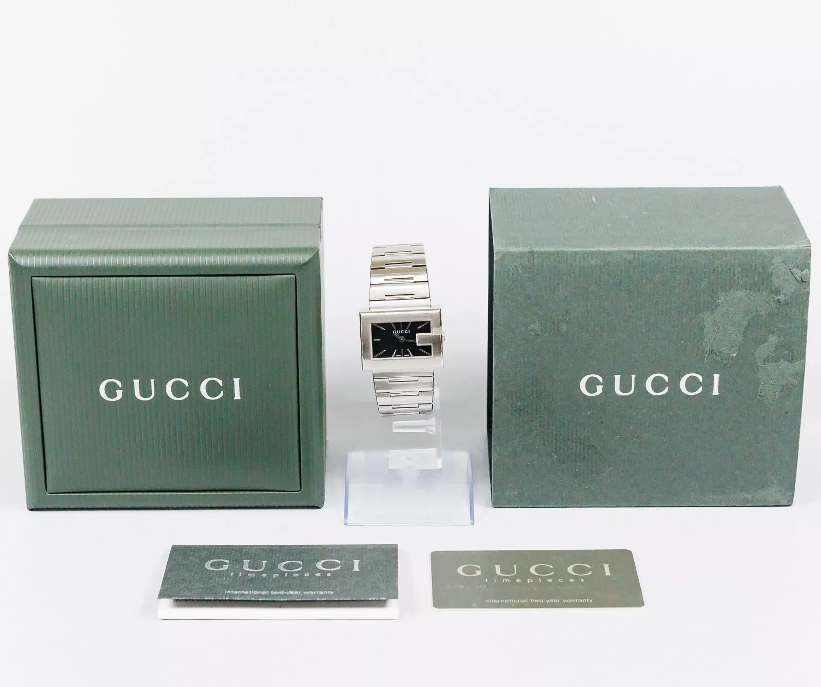 *PRESQUE COMME NEUVE avec boîte* montre femme vintage GUCCI 100L quartz cadran noir argent carré
