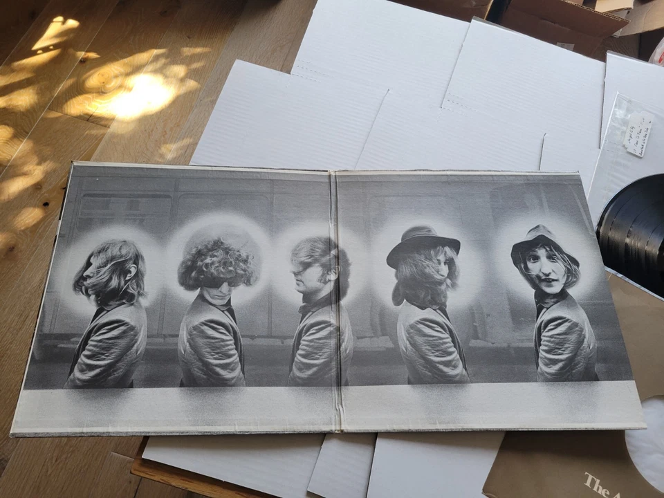 MOTT THE HOOPLE - Self Titled s/t 1970 GATEFOLD Hard Rock Glam LP Ian Hunter NM- - Image 3 of 4