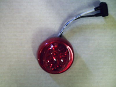 AMERICAN SUPERLITE 25200R ROUND (2 1/2'') RED LED LAMP