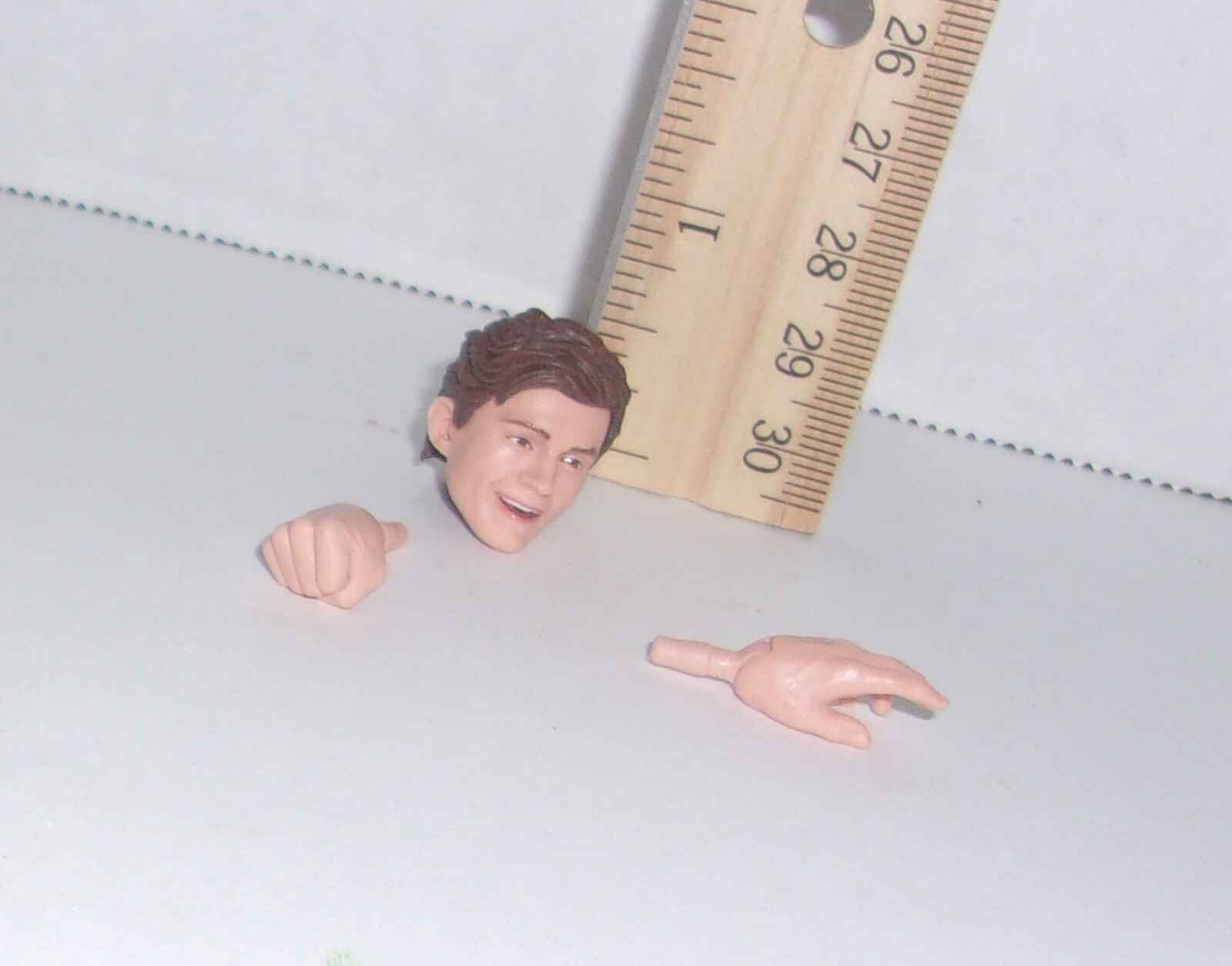 Marvel Legends Homecoming Spider-Man PETER PARKER REPLACEMENT HEAD HANDS BD