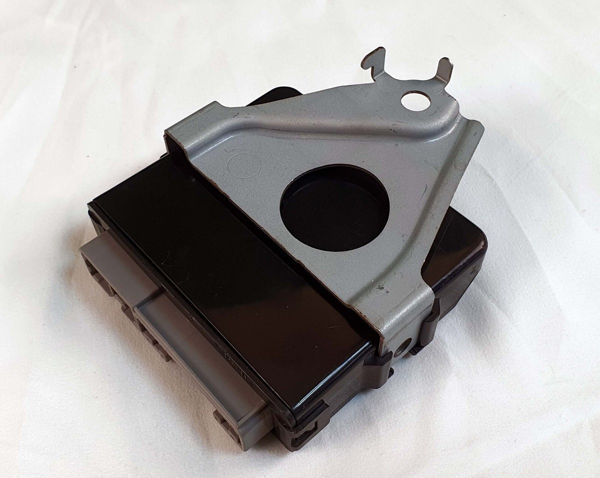 Toyota Sequoia 2008-2010 Transfer Case Module 4wd computer Toyota Sequoia 2008-2010 Transfer Case Module 4wd computer