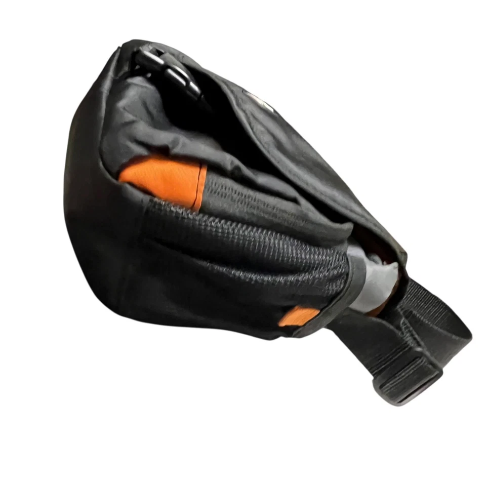 Bolsa para câmera Tamrac 4252 Jazz 52 Messenger preta e laranja - Imagem 4 de 4