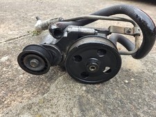 Bomba De Dirección Asistida FORD FOCUS I 2.0 Ref 1373802