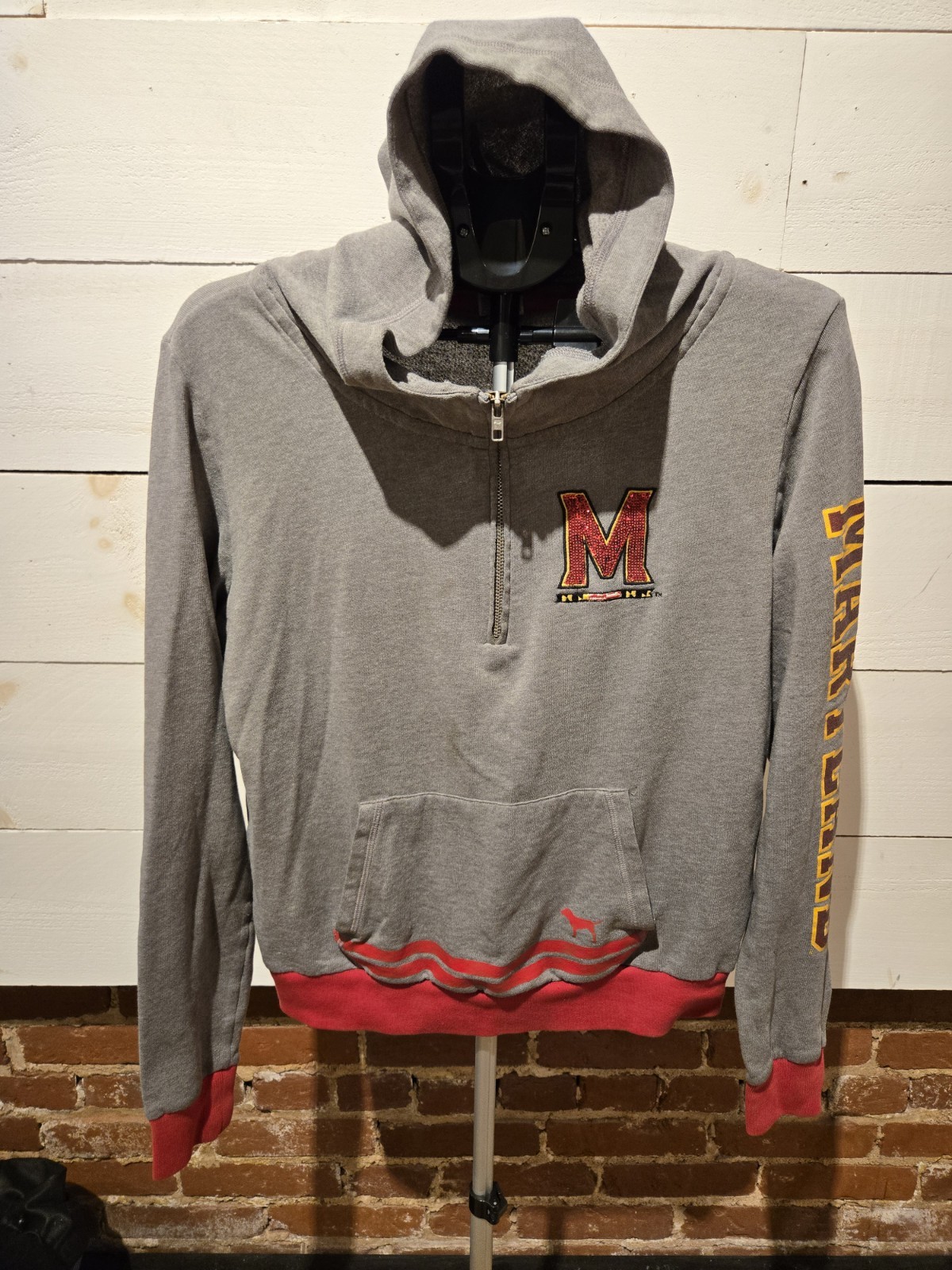 Victoria’s Secret PINK x 5th & Ocean Hoodie – Maryland Terrapins – Women’s Large