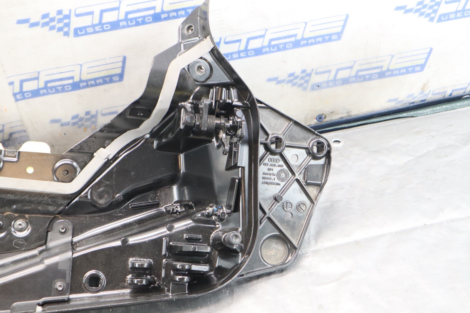 2022 2023 AUDI R8 V10 5.2L AWD OEM LEFT ROOF HINGE LOCK ASSY 4S7325003