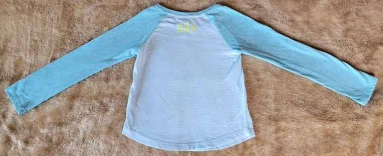 Top raglán Gap para niñas verde azulado L/S con estrella de lentejuelas doradas en la parte delantera talla XS (4/5) Foto 2 de 4