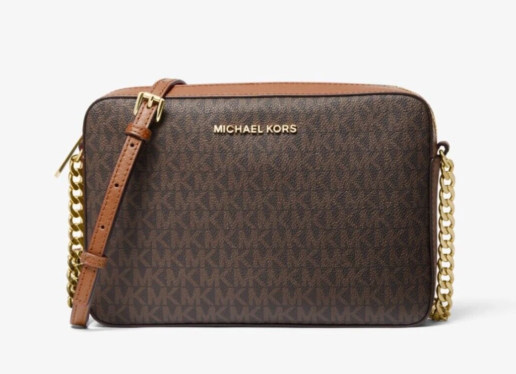 What's in my bag?  Michael Kors Jet Set Large Logo Crossbody 