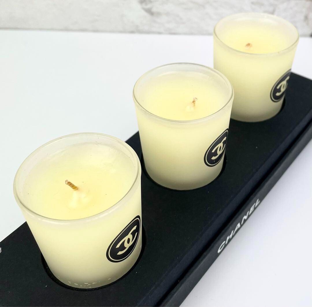 CHANEL キャンドル 3個セット Chanel Candle Scented Glass Logo 3 piece set w/Box VIP Gift