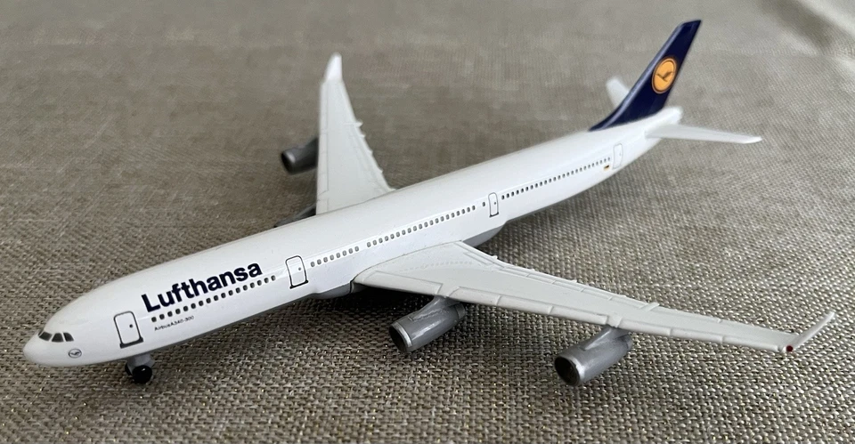 Lufthansa - Airbus A340 und A319 1:500 Herpa