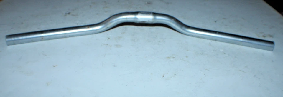 Manillar MTB 25,4 mm 58 cm 1,5" barra elevadora 8° curva plateada confort híbrido envío EE. UU. Foto 2 de 4