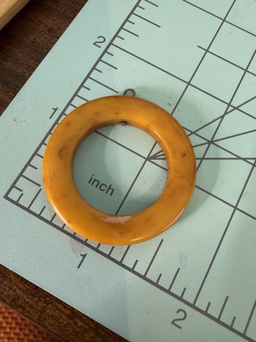 Vintage Green Carved Bakelite Lot Buckles/Tshirt Ties & Butterscotch Pendants - Picture 9 of 9