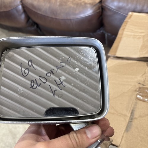 1968–1970 Cadillac Eldorado Drivers Side Door Mirror - Picture 3 of 13