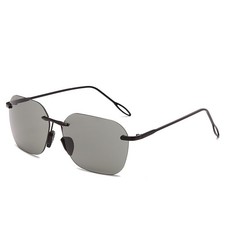 Maui Jim Black frame black lens Sunglasses with box