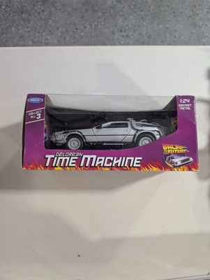 Back to the Future  - Welly 1/24 Scale Diecast Metal Delorean Time Machine