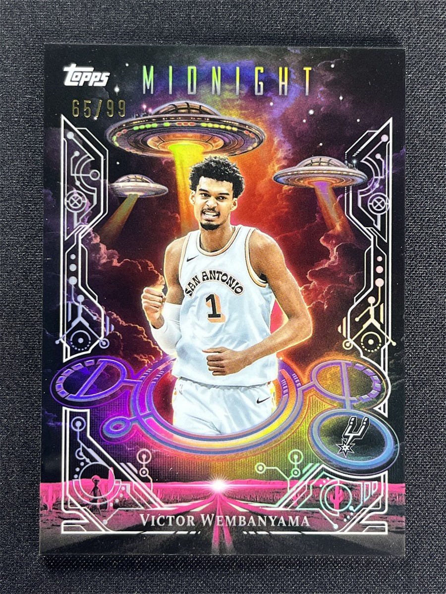 Victor Wembanyama 2025 Topps Midnight #DD-10 Daydreamers 
